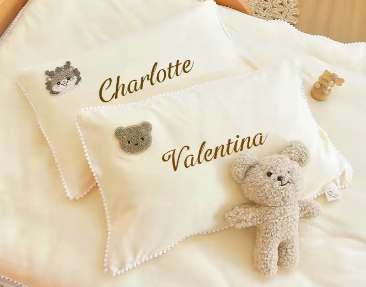 Aegii Custom Embroidery Pillow